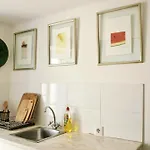 Azulejos Cais Sodre 3*