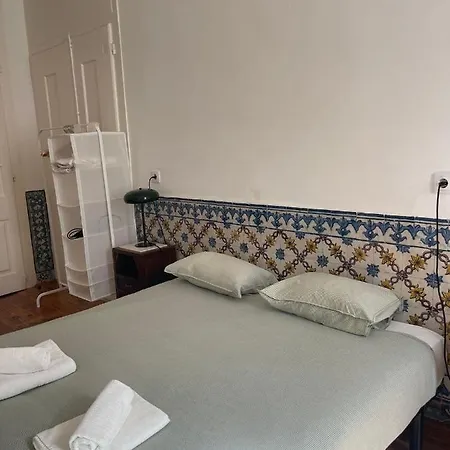 B&B Azulejos Cais Sodre 리스본