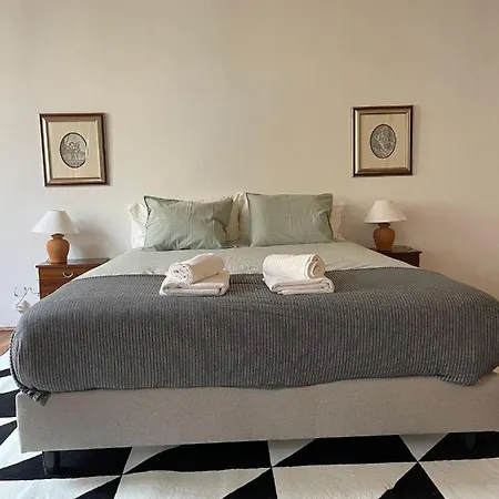 Azulejos Cais Sodre Oda ve Kahvaltı