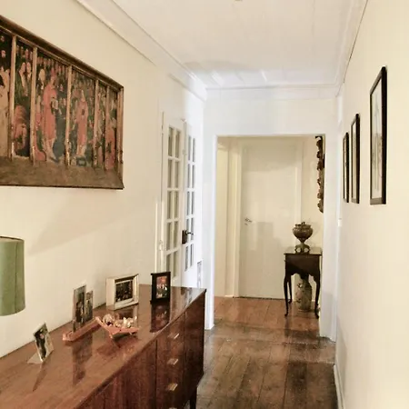 לינה וארוחת בוקר Azulejos Cais Sodre