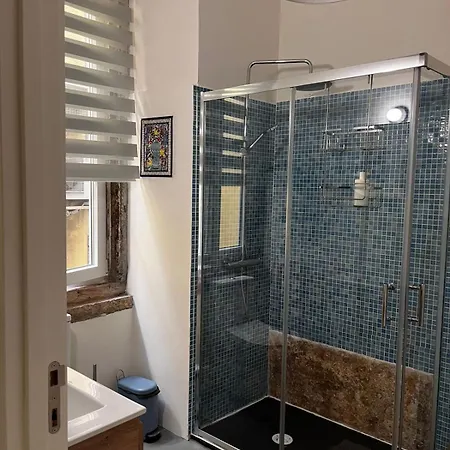 לינה וארוחת בוקר Azulejos Cais Sodre ליסבון