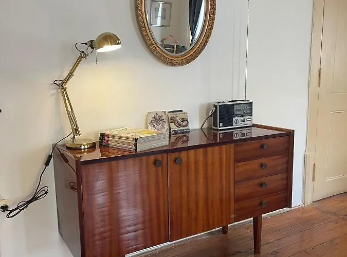 Azulejos Cais Sodre Bed & Breakfast 3*