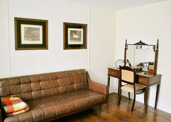 Azulejos Cais Sodre 3*