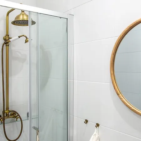 Azulejos Cais Sodre Bed & Breakfast