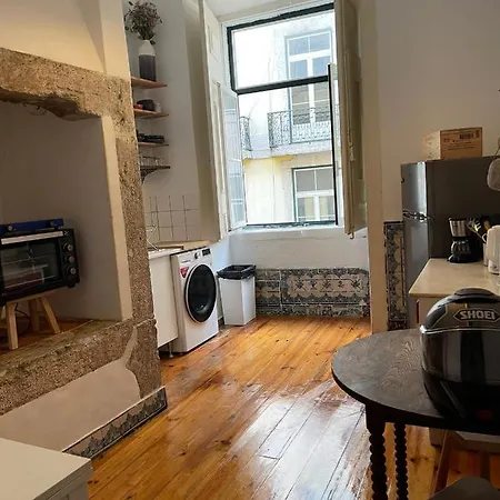 לינה וארוחת בוקר Azulejos Cais Sodre ליסבון