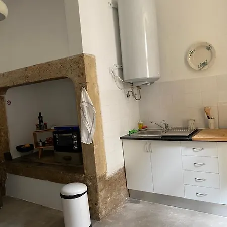 Bed & Breakfast Azulejos Cais Sodre 3*